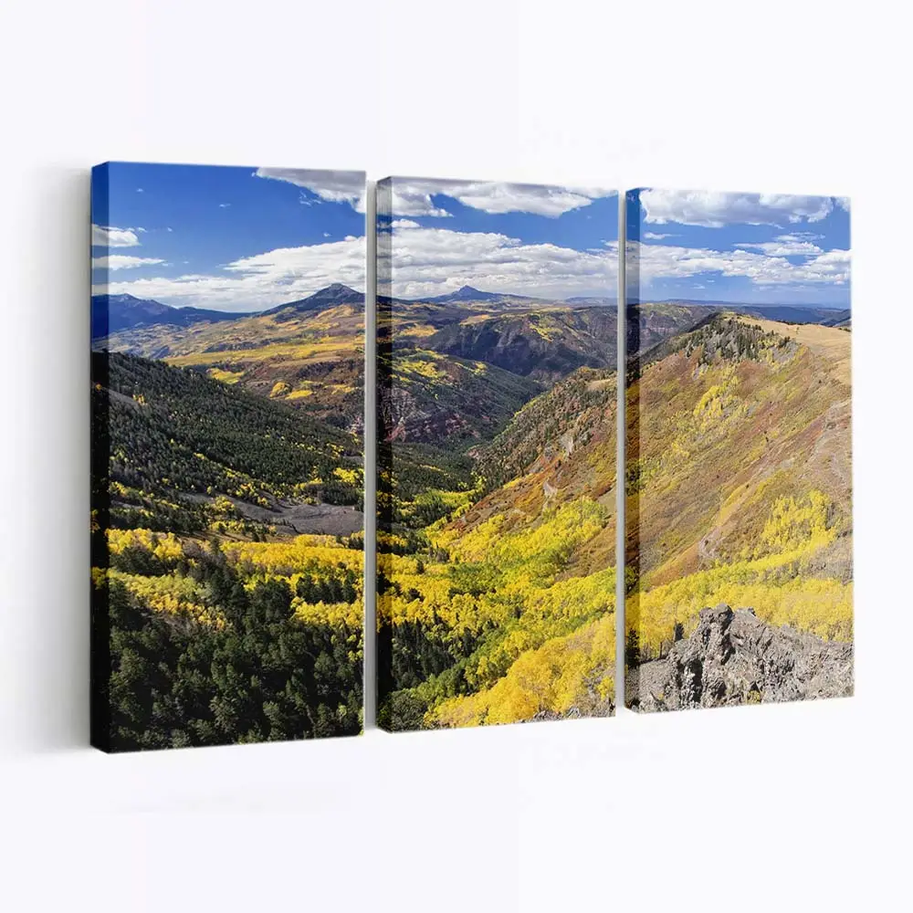 Herbstliche Bewaldete Tallandschaft Leinwandbild