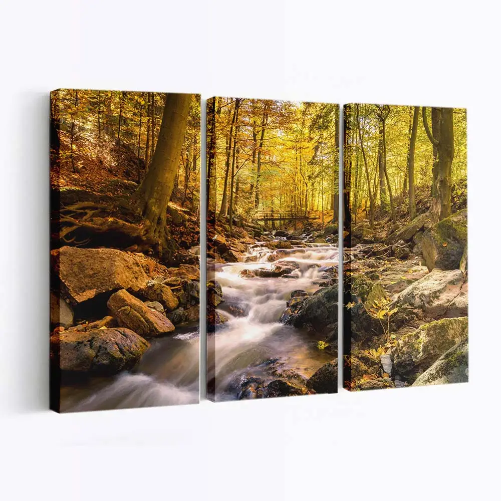 Sattrotes Herbstlaub In Nahaufnahme Leinwandbild