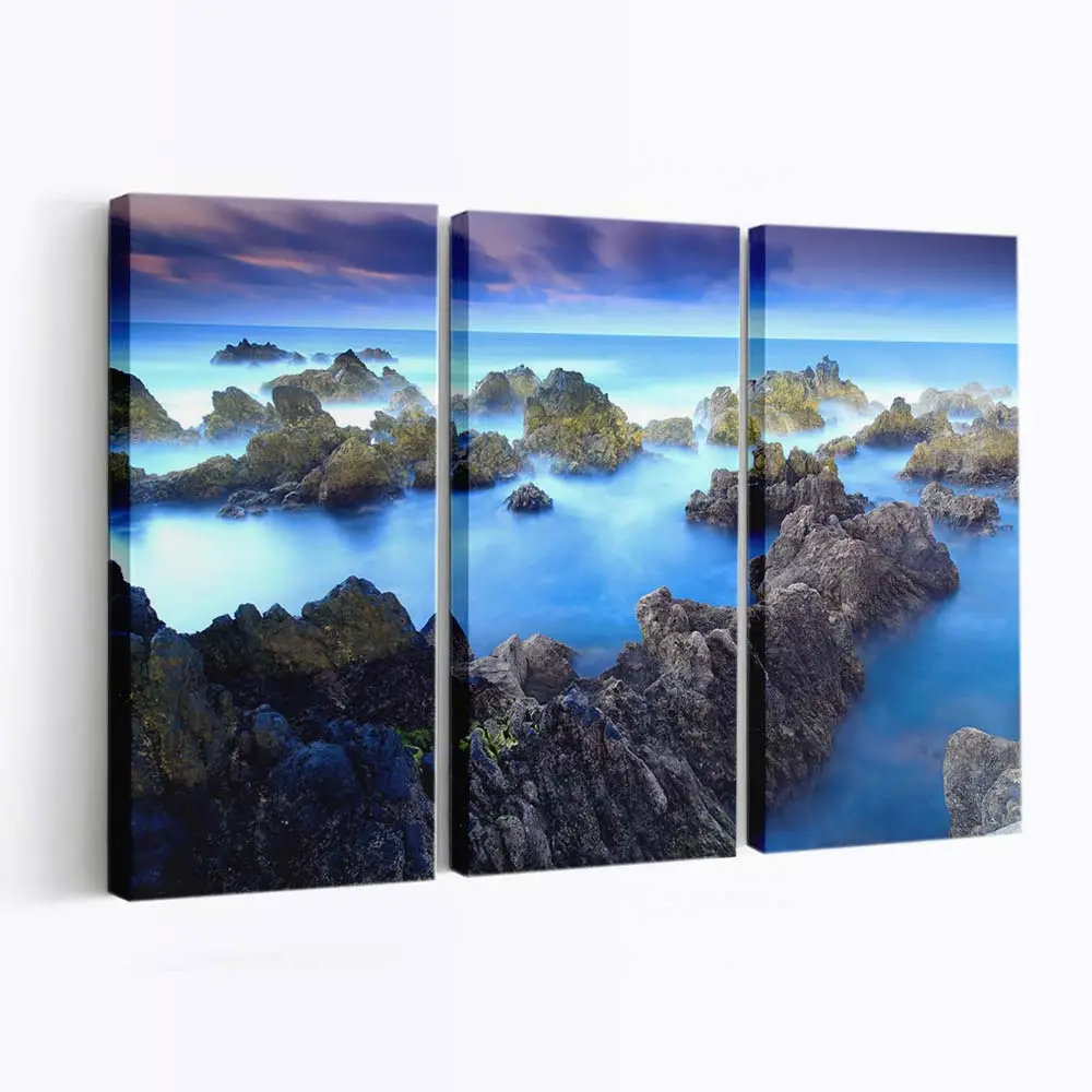 Küstenlandschaft am Meer in Porto Moniz Leinwandbild