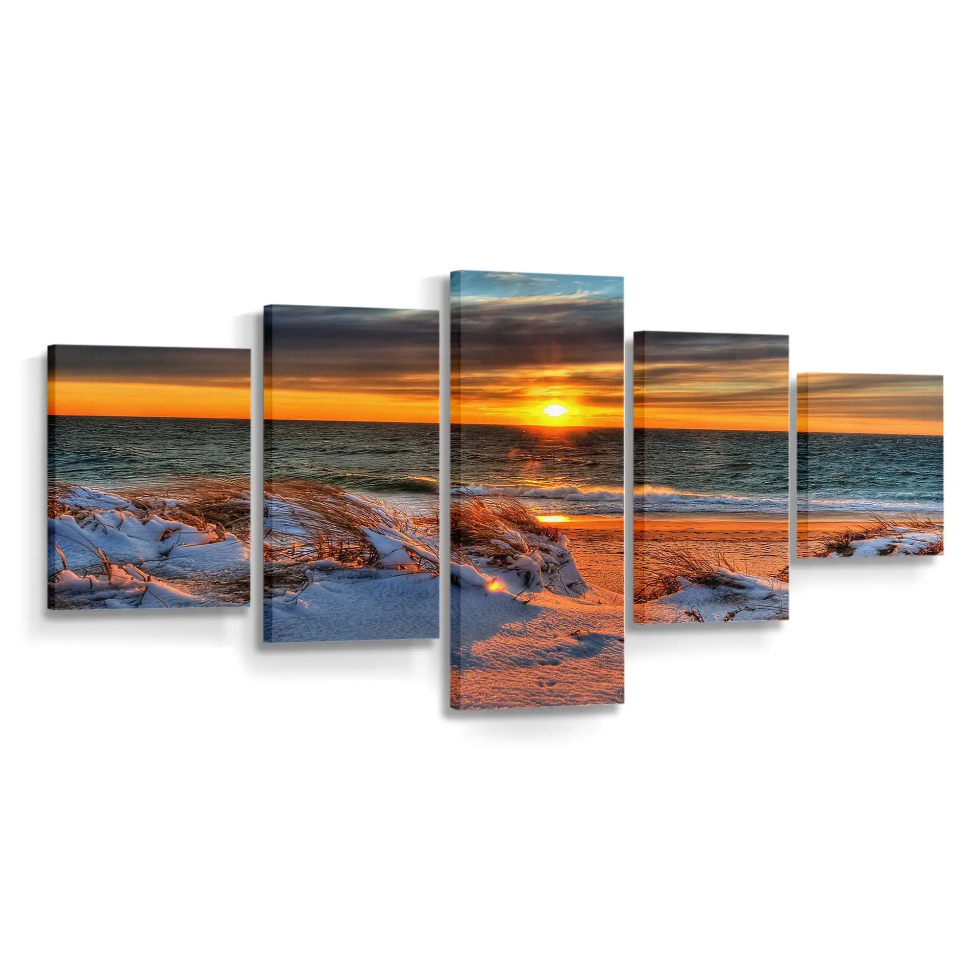 Kalte Verschneite Winterküste am Strand Leinwandbild