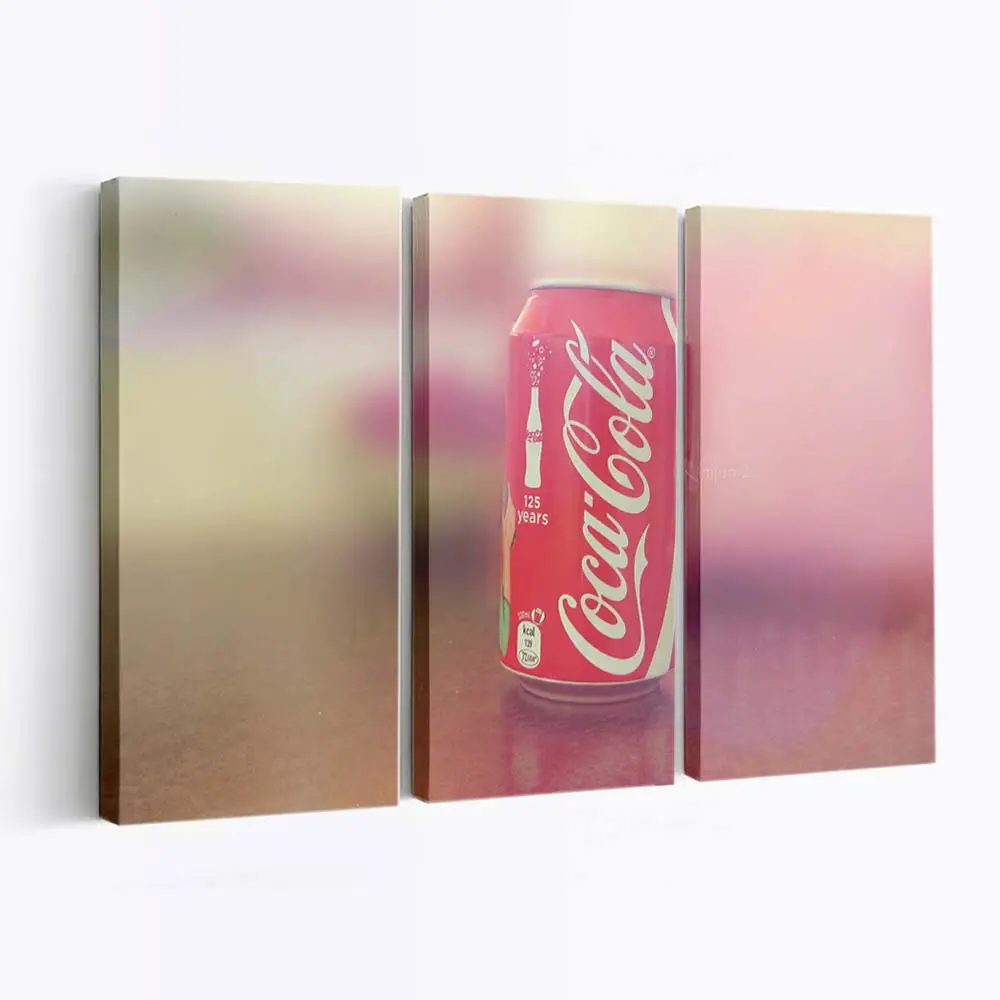 Coca-Cola Dose mit Kondenswasser Leinwandbild