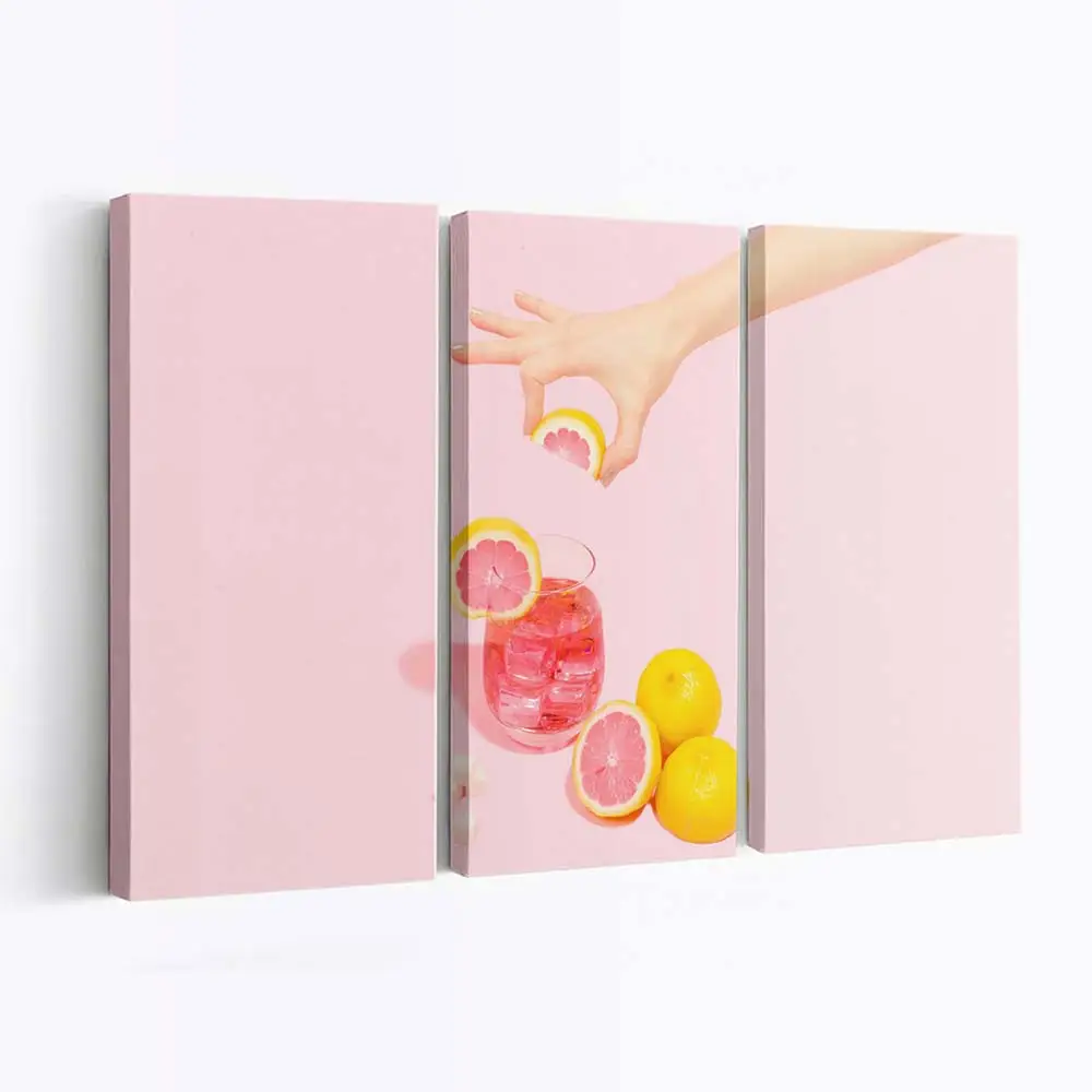 Eisgekühlter Rosa Grapefruit-cocktail Leinwandbild