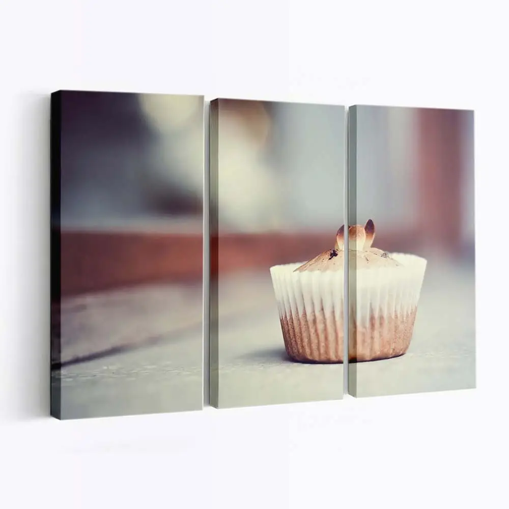 Frisch Gebackener Kastanienmuffin Leinwandbild