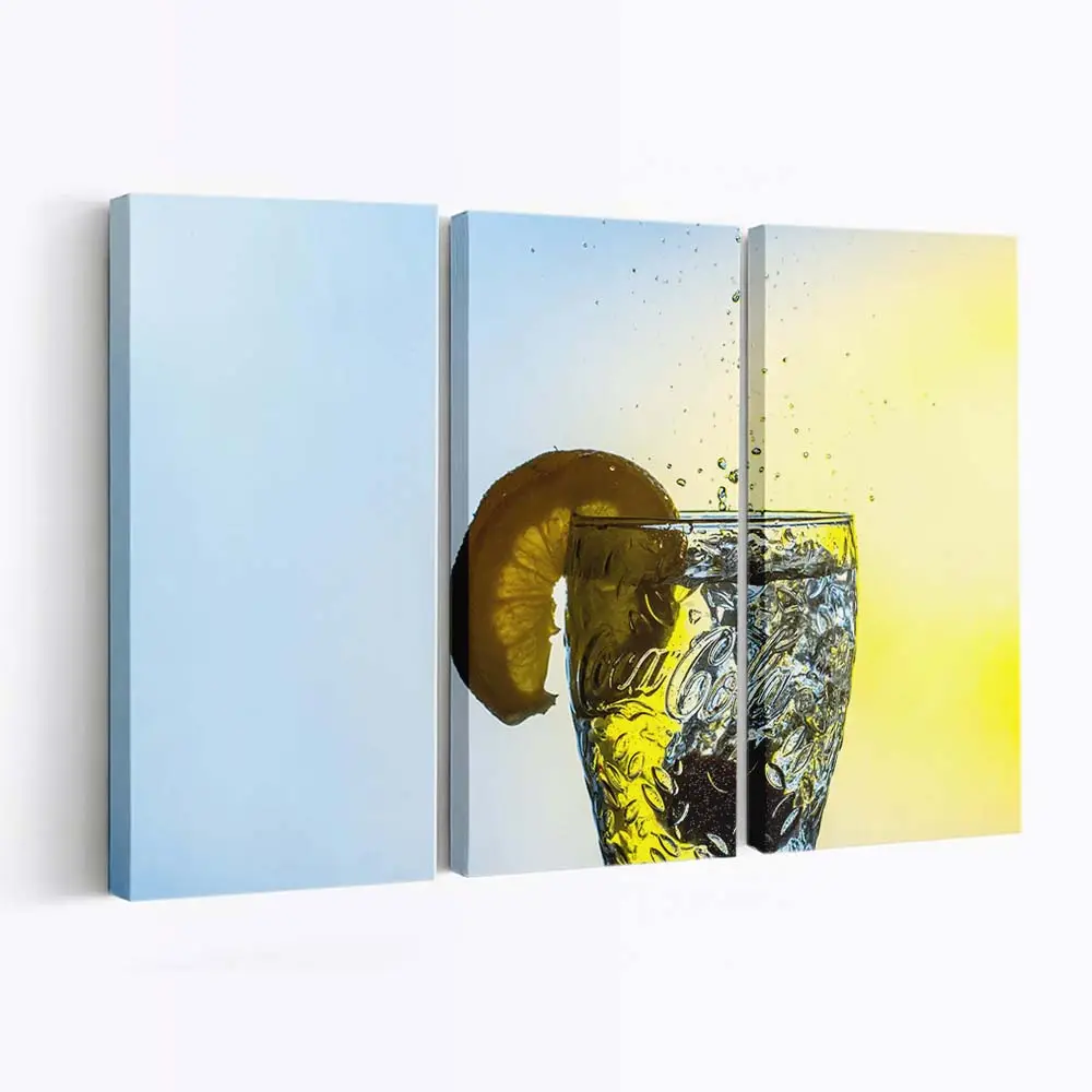 Kaltes Glas Wasser mit Frischen Zitronenscheiben Leinwandbild