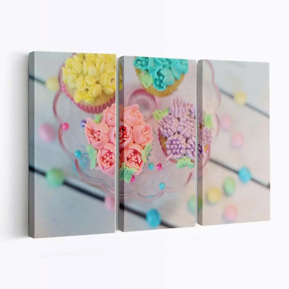Lustige Cupcakes Wie Eistüten Verziert Leinwandbild