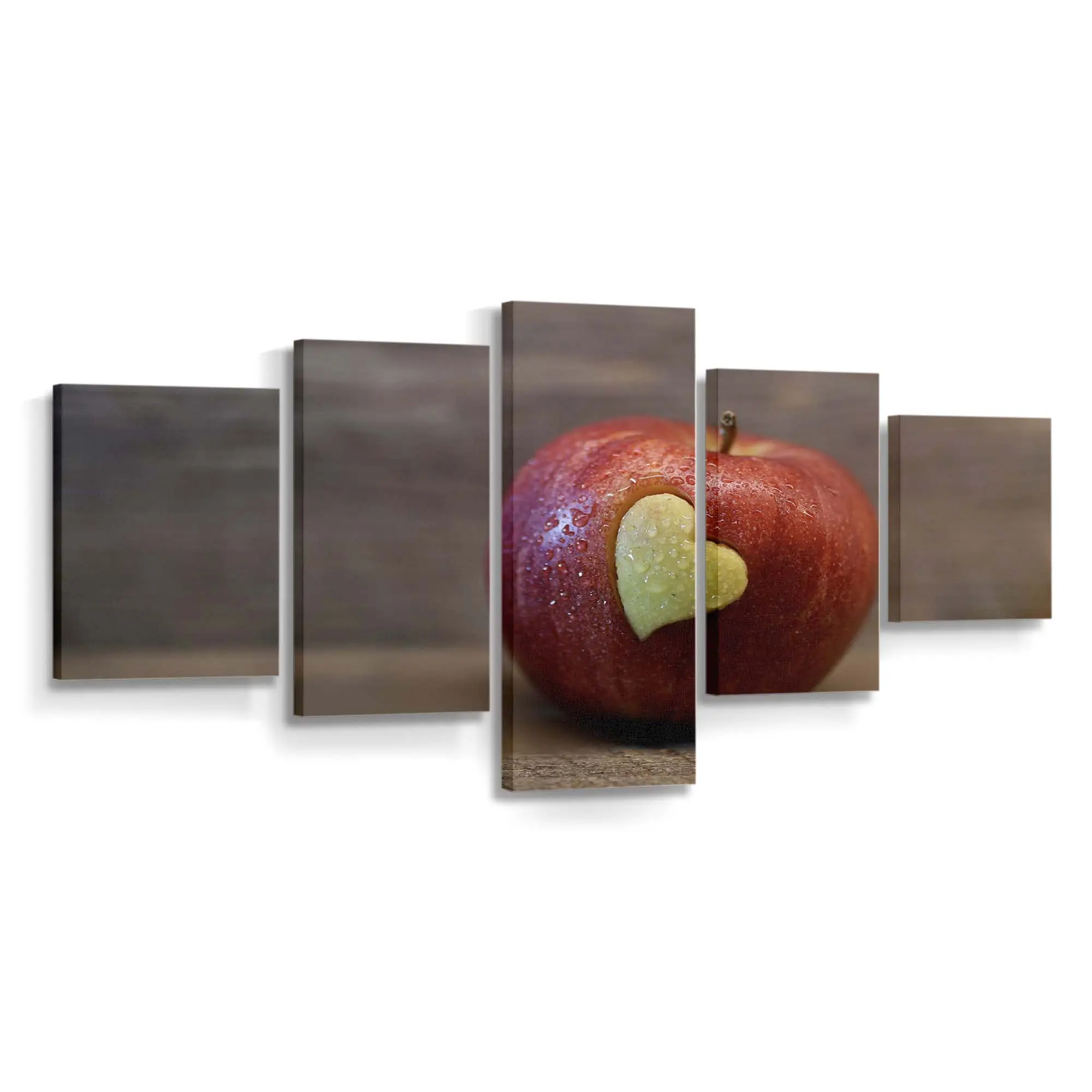 Süßer Roter Apfel in Herzform Leinwandbild