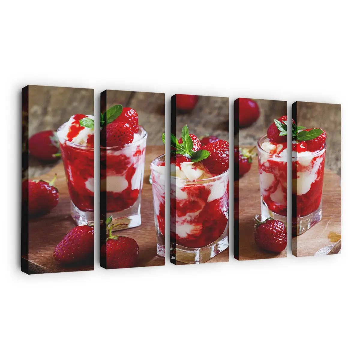 Cremiges Erdbeereis-dessert im Glas Leinwandbild