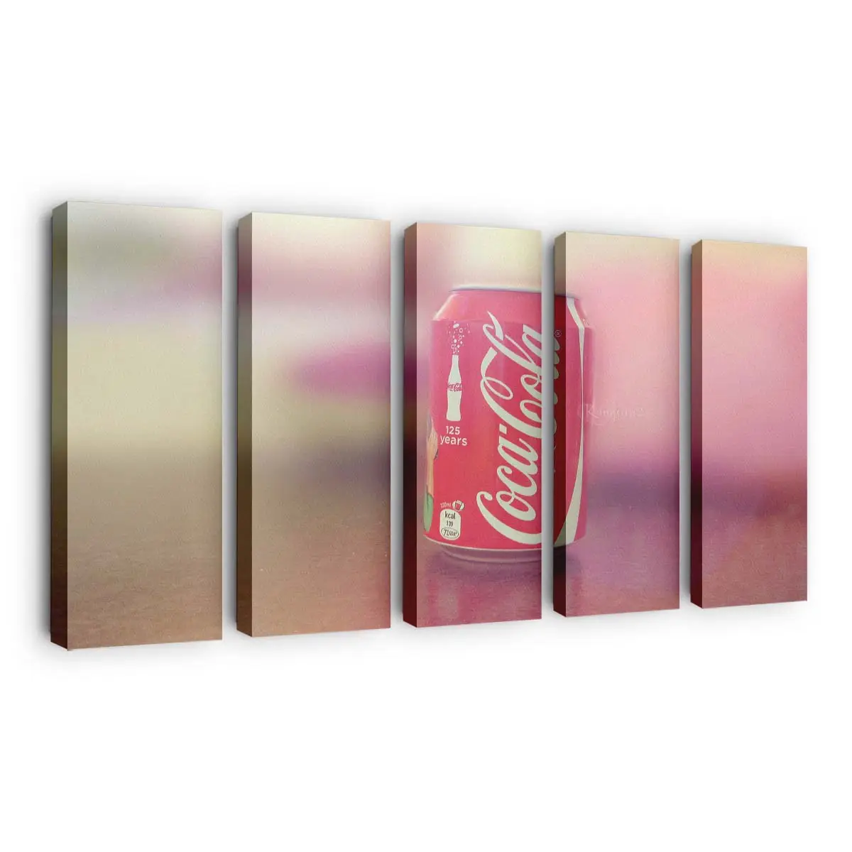 Coca-Cola Dose mit Kondenswasser Leinwandbild
