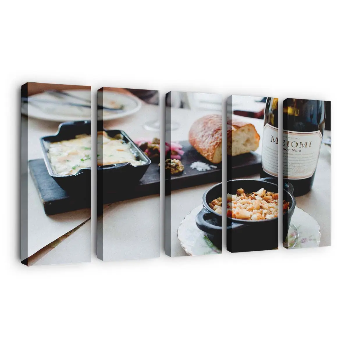 Gourmet-dinner auf dem Tisch Süßerviert Leinwandbild