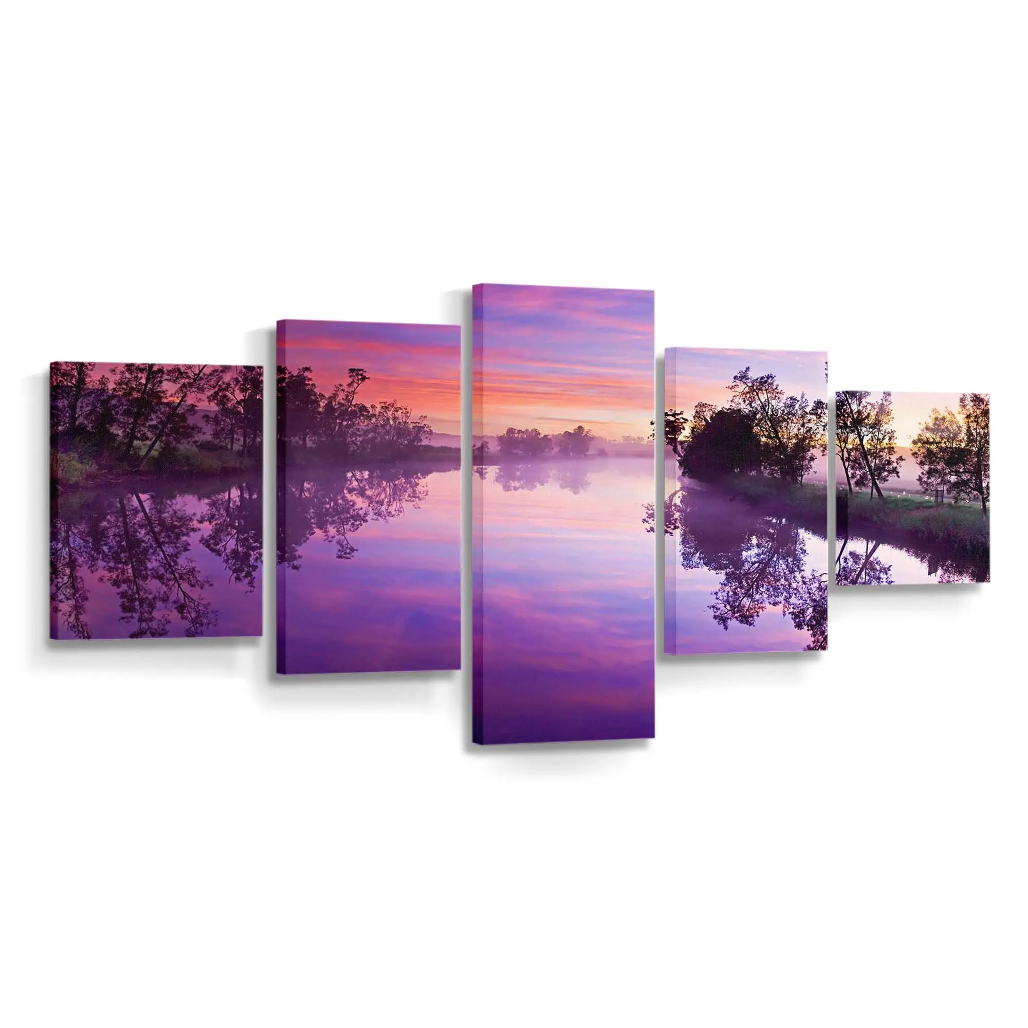Spiegelung eines violetten Himmels im Fluss – Flussufer Wandbild