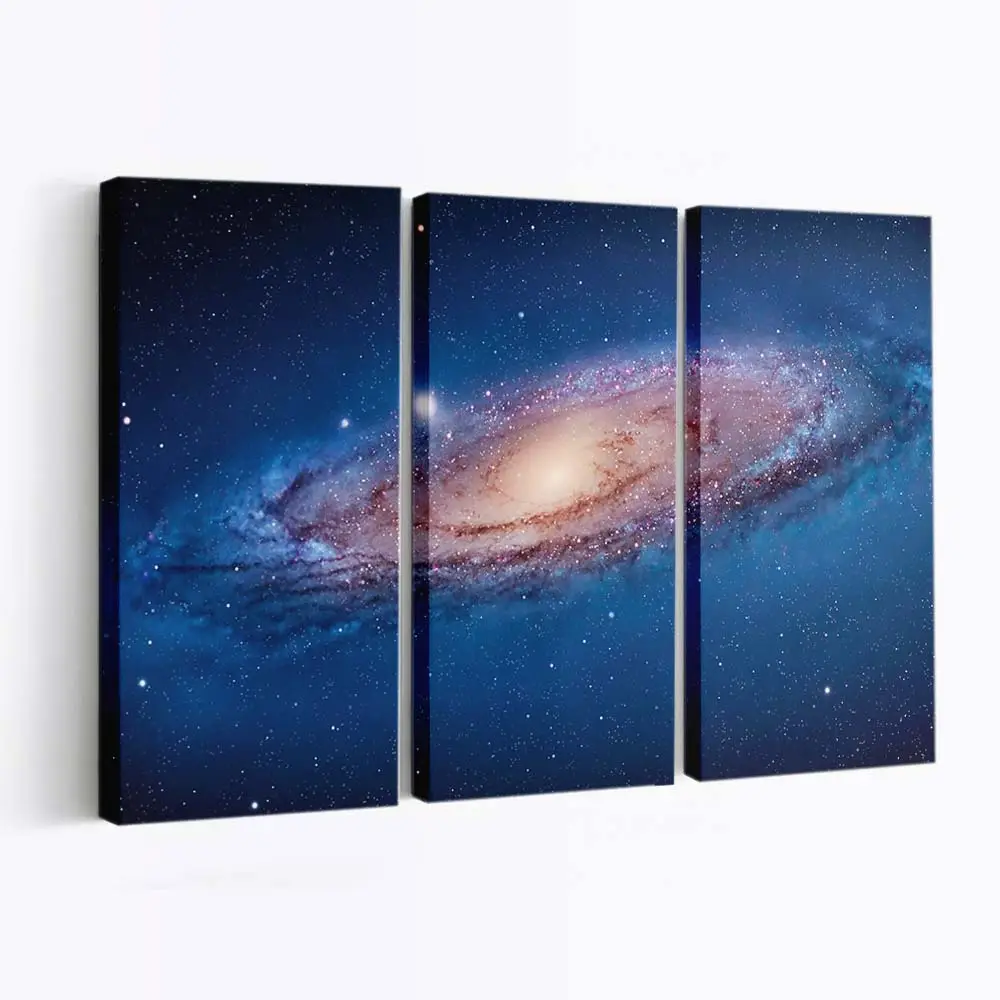 Apfelförmiger Kosmischer Nebel – Weltraum Wandbild
