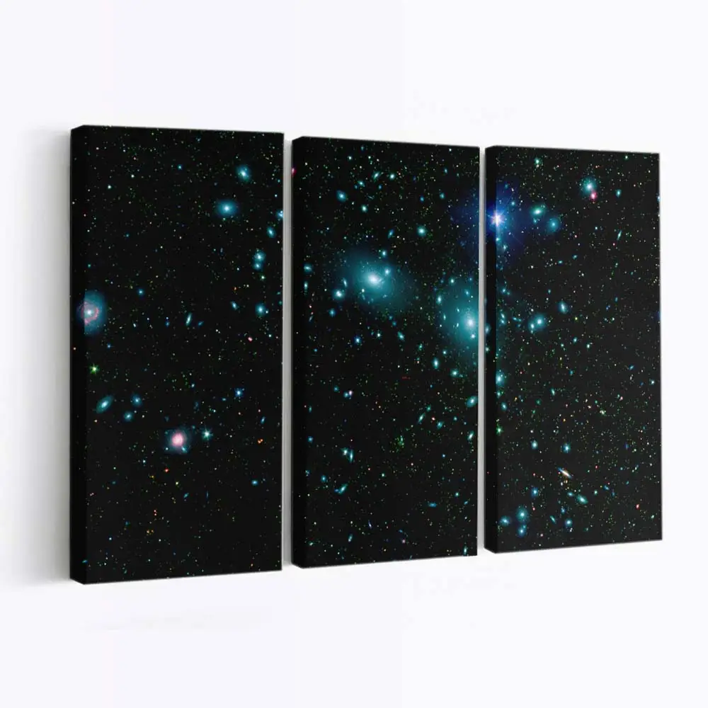 Leuchtende blaue Sterne im Weltraum – Sternenhimmel Leinwandbild
