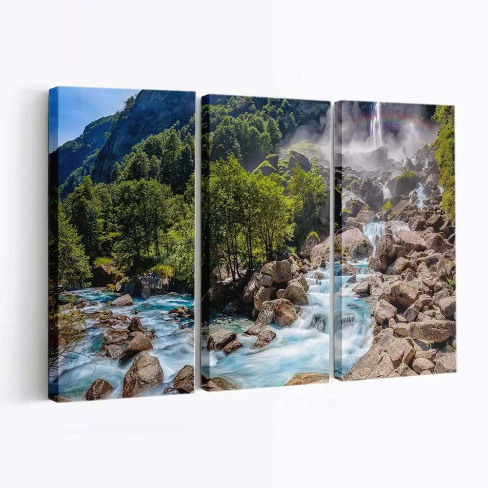 Wasserfall Umgeben von Grüner Natur – Natur Wandbild