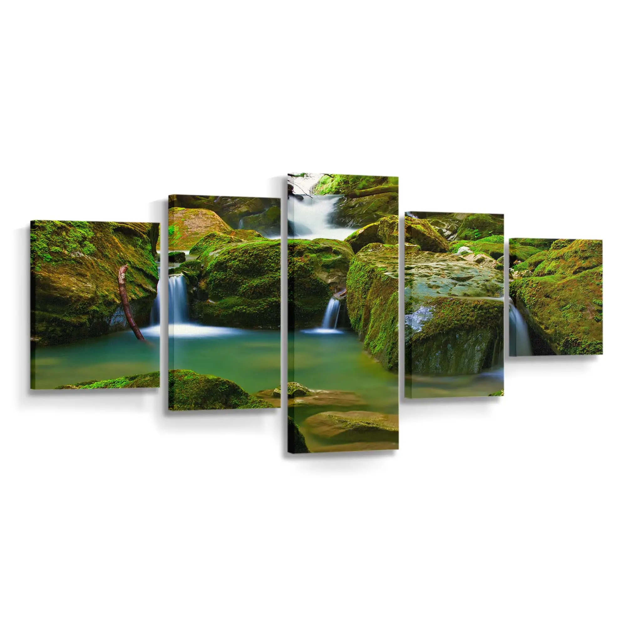 Moosige Felsen am Wasserfall – Natur Wandbild