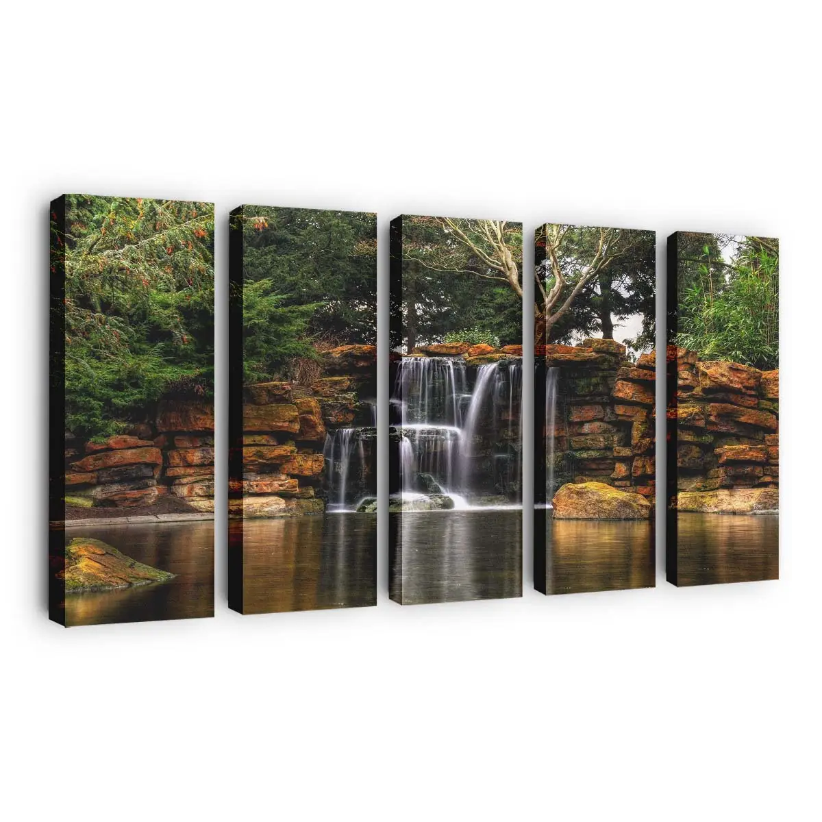 Kleiner Wasserfall im Wald – Natur Wandbild