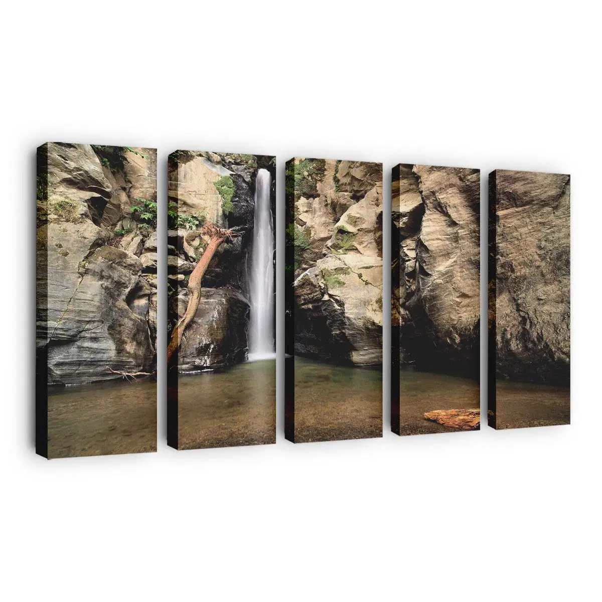 Wasserfall über Felsen in Langzeitbelichtung – Bergwasserfall Leinwandbild