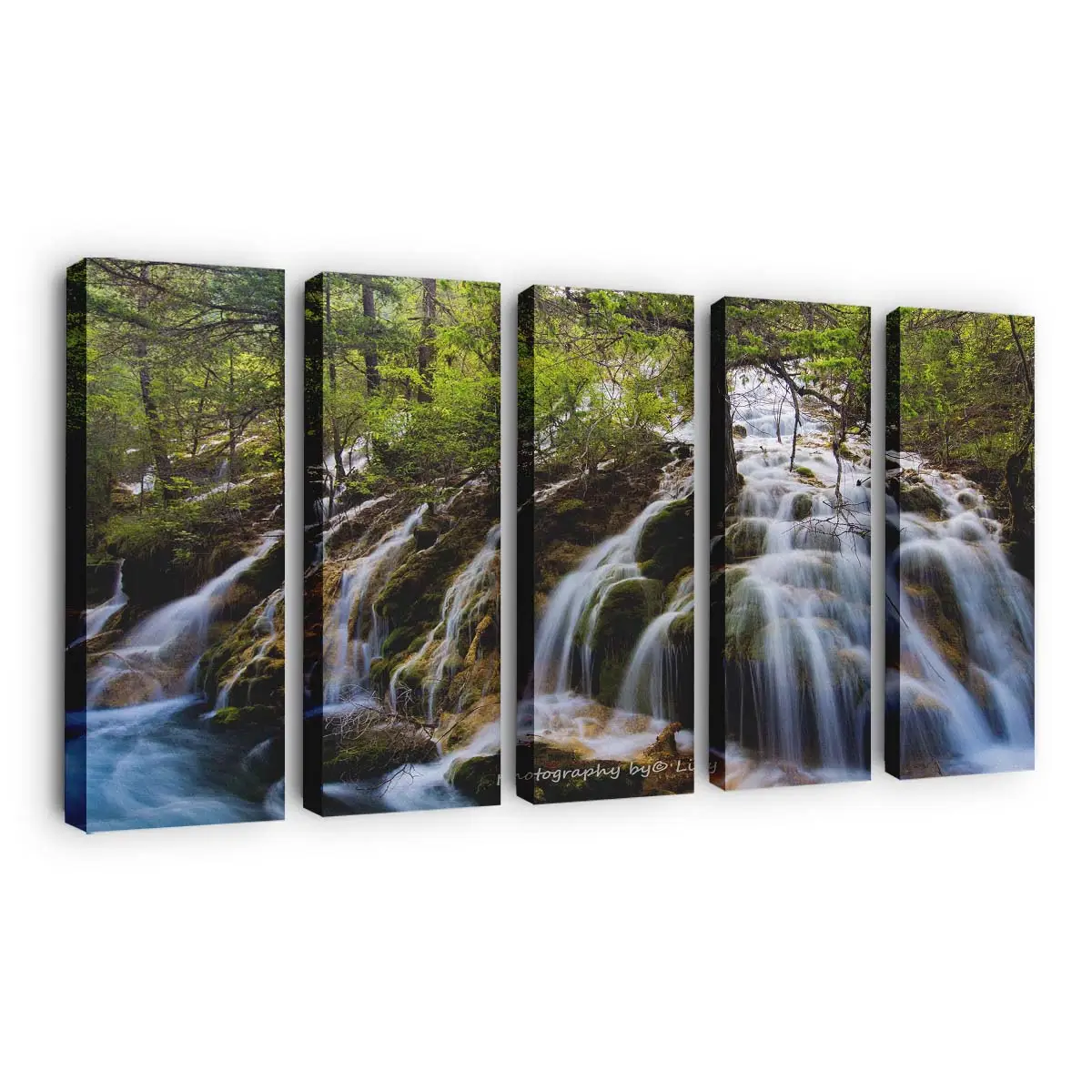 Wasserfall in Langzeitbelichtung – Natur Fotokunst